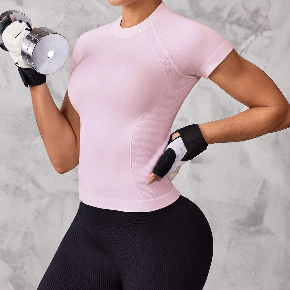 Women's short-sleeved sports top, breathable and quick-drying fabric, suitable for running and yoga,